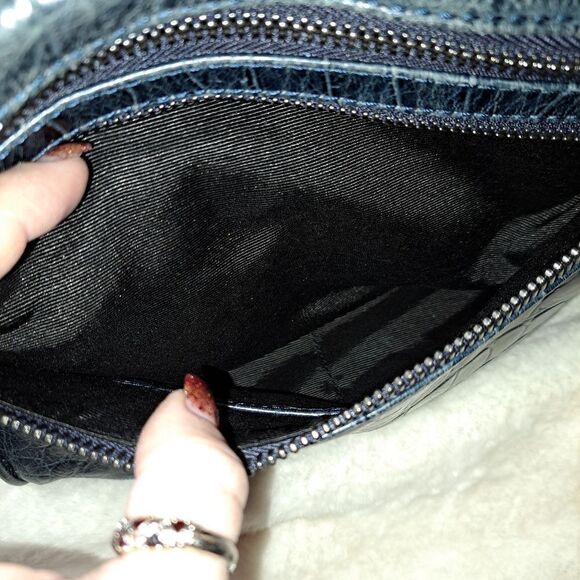 NWOT Alice + Olivia distressed Leather Bag EXCELLENT QUALITY - Picture 12 of 16